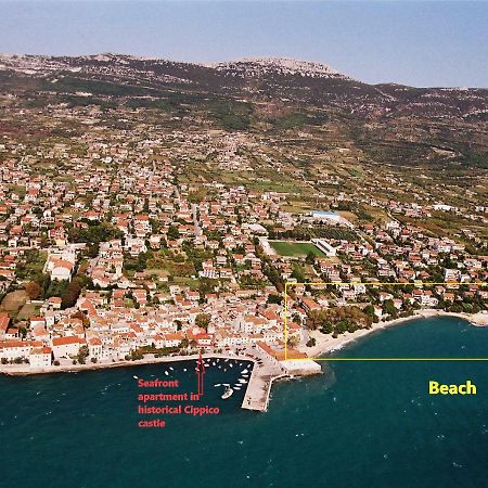 Seafront Apartment In Historical Cippico Castle Kastela Dış mekan fotoğraf